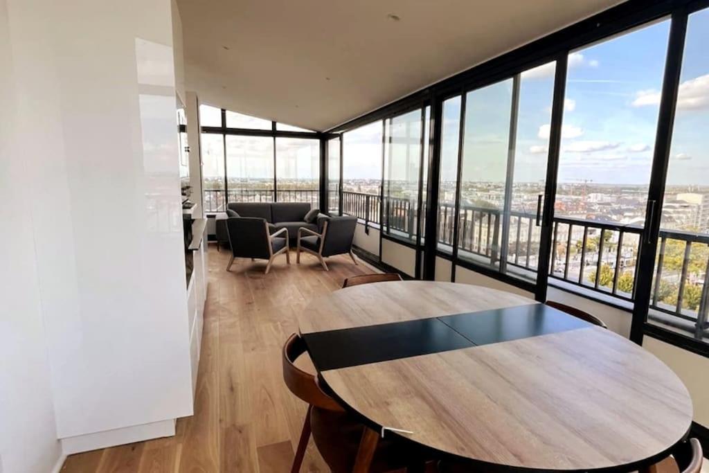 Penthouse / 2 Bedrooms In City Center Of Анже Экстерьер фото